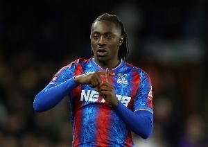 温特伯恩：埃泽能同马丁内利竞争，他也能顶替厄德高踢十号位