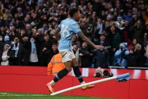 😯记者：曼城对萨维尼奥要价最低8000万欧，他们的态度很坚决