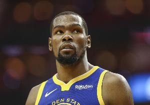 Spears：火箭推迟续约KD不明智 在勇士时未能续约带给他很大压力