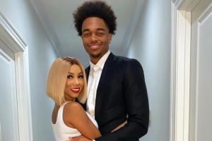 三年拿走4320万！前妻产子2周提离婚 网传披贼每月付20万抚养费