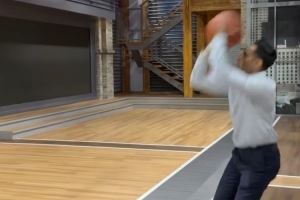 看过Shams打球吗？这标准的投篮动作感觉可以吊打不少吧友！