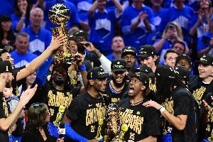 TA预测西部排名：雷霆66胜16负居首 船勇掘列二三四 湖人六火箭八