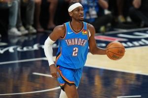 雷霆开赛季前两场皆战至加时  NBA历史第七队&上支是2001年的火箭